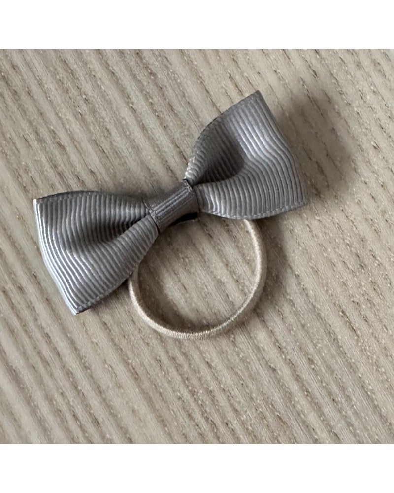 Ανοιχτό καφέ λαστιχάκι μαλλιών με φιόγκο