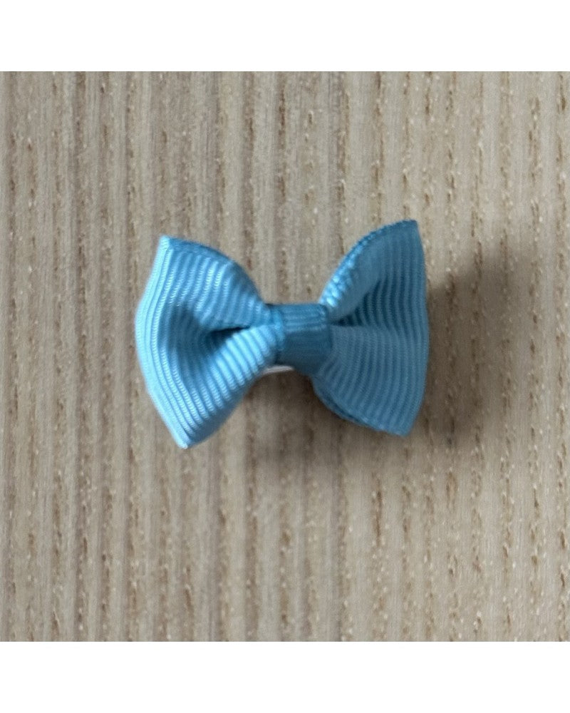 Τιρκουάζ Κοκαλάκι φιογκάκι με clip